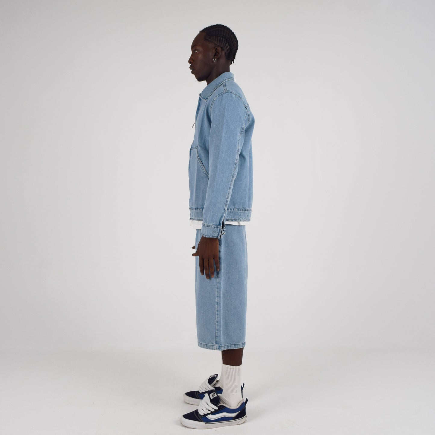LIGHT DENIM JACKET